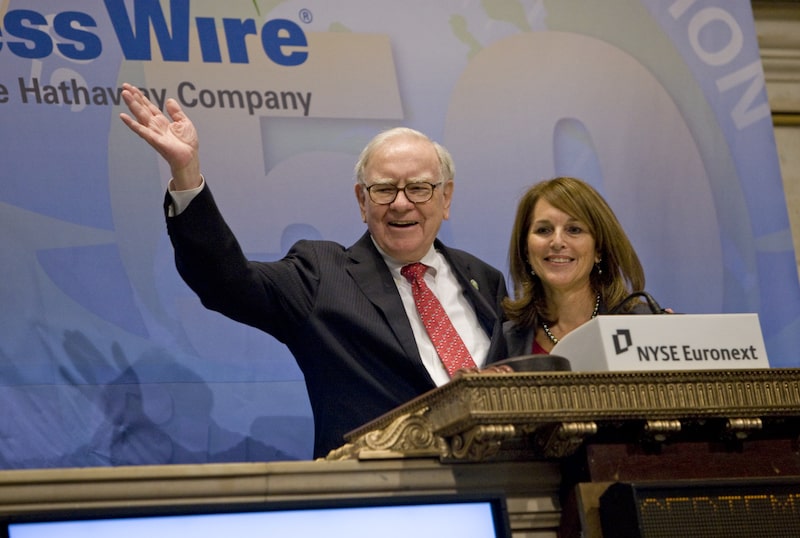Warren Buffett, of Berkshire Hathaway Rings Opening Bell Warren Buffett, of Berkshire Hathaway Rings Opening Bell