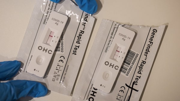 A las personas les está dando Covid-19 una y otra vez A las personas les está dando Covid-19 una y otra vez