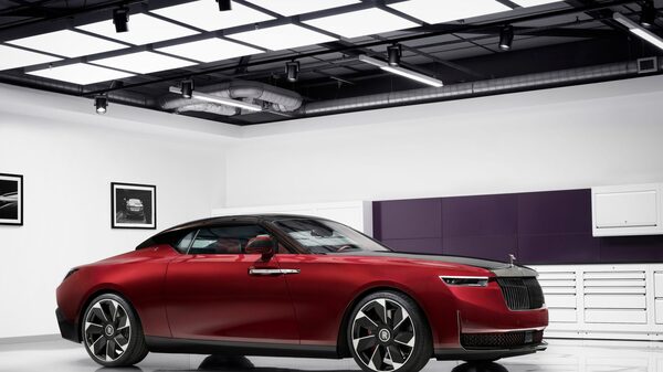 Inspirado em iate, novo Rolls-Royce Droptail custará mais de US$ 30 milhões Inspirado em iate, novo Rolls-Royce Droptail custará mais de US$ 30 milhões