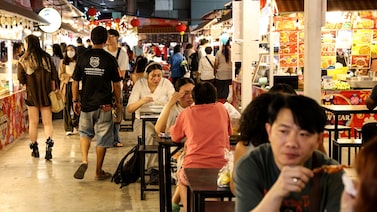 Divisas de mercados emergentes superan en estabilidad a las del G7 y rozan récord de décadas Divisas de mercados emergentes superan en estabilidad a las del G7 y rozan récord de décadas