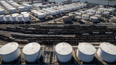 El mercado prevé que el petróleo baje, pero no que vuelva al nivel previo a la guerra El mercado prevé que el petróleo baje, pero no que vuelva al nivel previo a la guerra