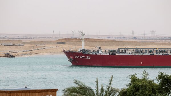 Ataques de rebeldes do Iêmen fazem disparar o seguro de navios no Mar Vermelho Ataques de rebeldes do Iêmen fazem disparar o seguro de navios no Mar Vermelho