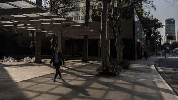 Fitch eleva la calificación crediticia de Brasil y cita la mejora fiscal Fitch eleva la calificación crediticia de Brasil y cita la mejora fiscal