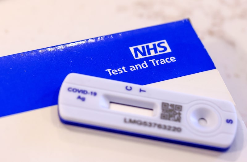 Número de testes relatados pelos estados ainda está abaixo das máximas de 2021 Número de testes relatados pelos estados ainda está abaixo das máximas de 2021