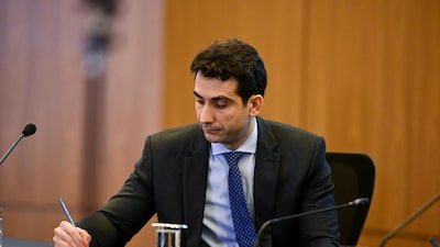 Manutenção dos juros ou alta de 0,25 ponto percentual? Mercado chega dividido ao Copom Manutenção dos juros ou alta de 0,25 ponto percentual? Mercado chega dividido ao Copom