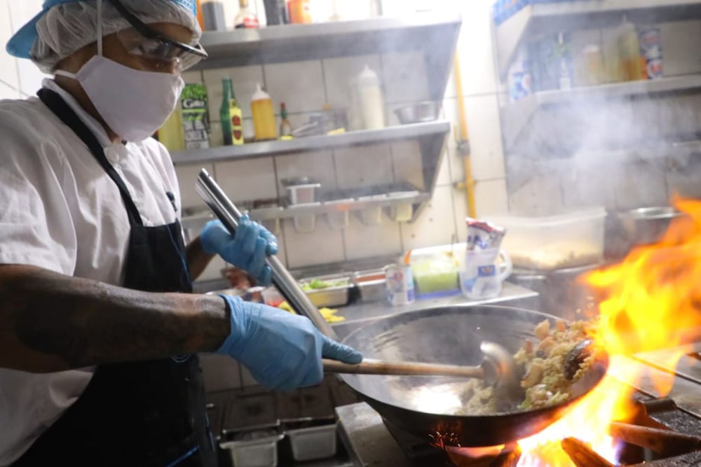 El sector turístico y gastronómico de Perú aún no se ha recuperado del todo en medio de las restricciones a los viajes internacionales. El sector turístico y gastronómico de Perú aún no se ha recuperado del todo en medio de las restricciones a los viajes internacionales.