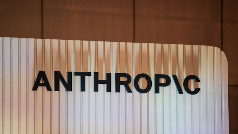 Mais um mega-IPO à vista? Anthropic espera igualar ou superar oferta da SpaceX Mais um mega-IPO à vista? Anthropic espera igualar ou superar oferta da SpaceX