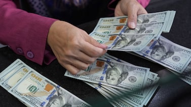 Dólar em queda impulsiona moedas da América Latina; peso colombiano lidera valorização Dólar em queda impulsiona moedas da América Latina; peso colombiano lidera valorização
