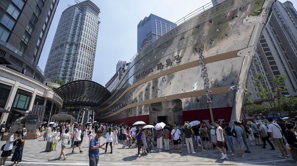 CEO de marcas occidentales en China muestran cauto optimismo sobre gasto de consumidores CEO de marcas occidentales en China muestran cauto optimismo sobre gasto de consumidores