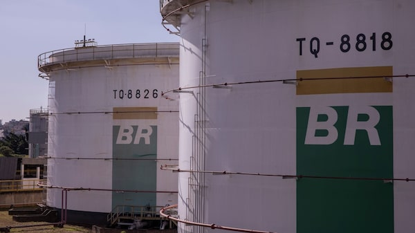 Petrobras busca ativos na Argentina para ampliar compra de gás, dizem fontes Petrobras busca ativos na Argentina para ampliar compra de gás, dizem fontes