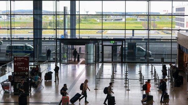 Por la crisis, cada vez más argentinos se van a Australia: cuántos son y los sueldos que cobran Por la crisis, cada vez más argentinos se van a Australia: cuántos son y los sueldos que cobran