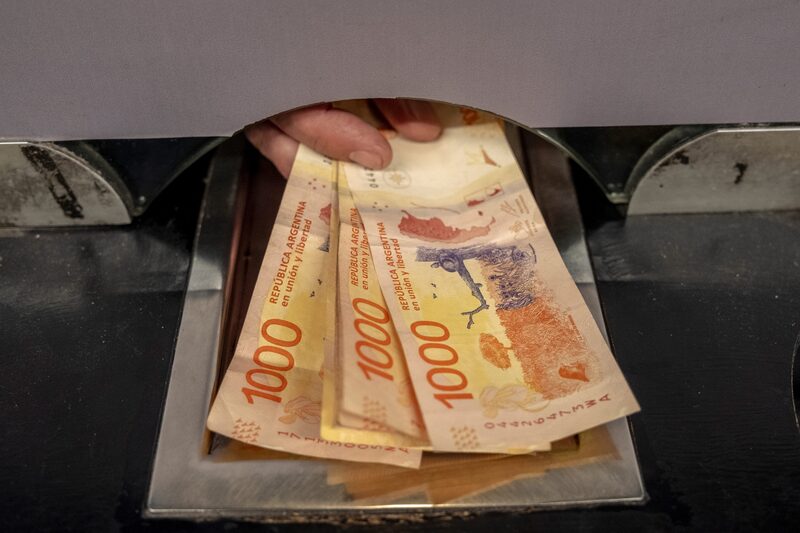 Os investidores estarão atentos a esses resultados como um barômetro do apetite dos eleitores pelas políticas de choque de Milei Os investidores estarão atentos a esses resultados como um barômetro do apetite dos eleitores pelas políticas de choque de Milei