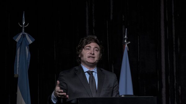 Milei postergó el anuncio de su ministro de Economía Milei postergó el anuncio de su ministro de Economía