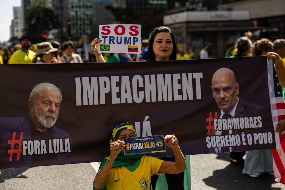 Supporters Mobilize Following Bolsonaro Case Supporters Mobilize Following Bolsonaro Case