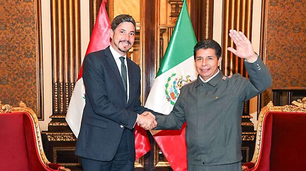 Perú declara persona non grata a embajador de México tras asilo político a Lilia Paredes Perú declara persona non grata a embajador de México tras asilo político a Lilia Paredes