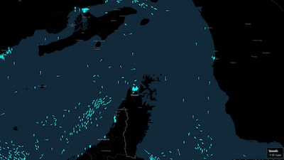 Dos cargueros y un buque petrolero, entre ellos uno iraní, intentan transitar por Ormuz Dos cargueros y un buque petrolero, entre ellos uno iraní, intentan transitar por Ormuz