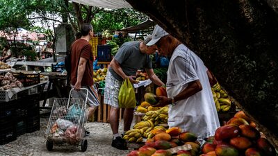 La inflación mensual en Brasil cae por menores costos de electricidad y alimentos La inflación mensual en Brasil cae por menores costos de electricidad y alimentos