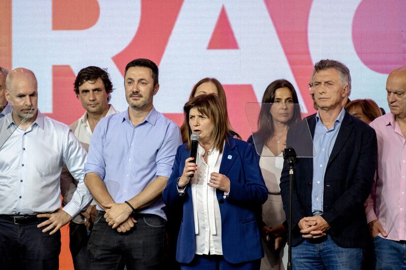 Bullrich, Macri y Rodríguez Larreta, la noche de las elecciones del 22 de octubre. Bullrich, Macri y Rodríguez Larreta, la noche de las elecciones del 22 de octubre.