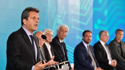 Dólar tecno en Argentina: sector ve un “paso positivo”, pero insuficiente Dólar tecno en Argentina: sector ve un “paso positivo”, pero insuficiente