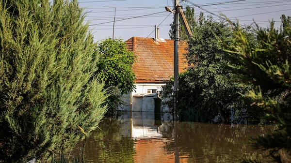 Destrucción de la represa en Ucrania altera la contraofensiva de Kiev Destrucción de la represa en Ucrania altera la contraofensiva de Kiev