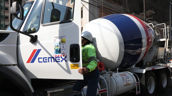 Cemex recibe alza de calificación de Fitch Ratings, se acerca al grado de inversión Cemex recibe alza de calificación de Fitch Ratings, se acerca al grado de inversión