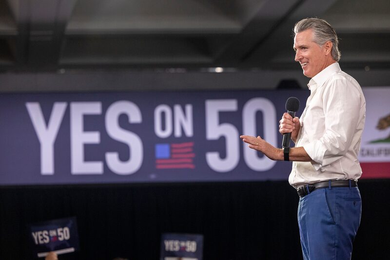 Los votantes de California aprobaron una medida electoral destinada a cambiar hasta cinco escaños del Congreso a los demócratas desde los republicanos, entregando al gobernador Gavin Newsom una importante victoria. Los votantes de California aprobaron una medida electoral destinada a cambiar hasta cinco escaños del Congreso a los demócratas desde los republicanos, entregando al gobernador Gavin Newsom una importante victoria.