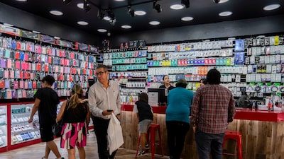 Supermercados en Chile congelan precios ante presión inflacionaria: qué productos se incluyen Supermercados en Chile congelan precios ante presión inflacionaria: qué productos se incluyen