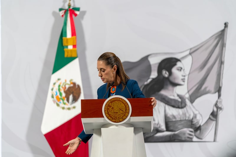 Claudia Sheinbaum, Mexico's president, speaks during a news conference at the National Palace in Mexico City, Mexico, on Monday, Nov. 17, 2025. Sheinbaum called for an investigation into clashes with police during a large weekend protest in the capital, arguing that the anti-government demonstration was co-opted by violent groups. Photographer: Stephania Corpi/Bloomberg Claudia Sheinbaum, Mexico's president, speaks during a news conference at the National Palace in Mexico City, Mexico, on Monday, Nov. 17, 2025. Sheinbaum called for an investigation into clashes with police during a large weekend protest in the capital, arguing that the anti-government demonstration was co-opted by violent groups. Photographer: Stephania Corpi/Bloomberg