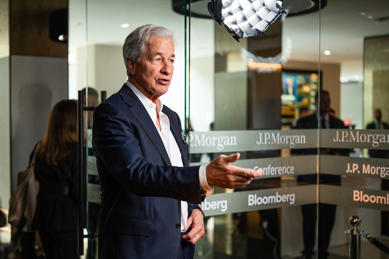 Dimon, de JPMorgan, advierte que Mythos multiplicó por diez los riesgos de ciberseguridad de la IA Dimon, de JPMorgan, advierte que Mythos multiplicó por diez los riesgos de ciberseguridad de la IA