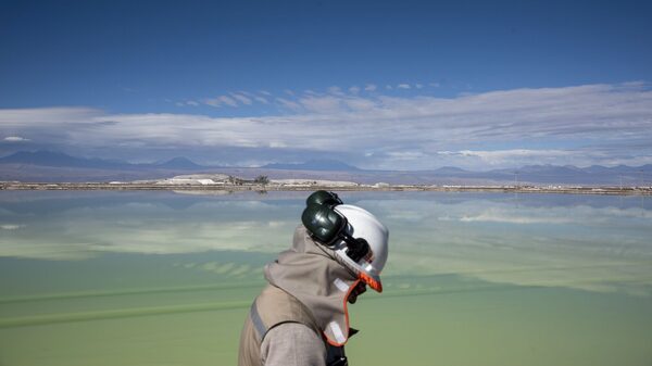 Chile’s Lithium Plan Will Deter Foreign Investment, Warns Canadian Mining Billionaire Chile’s Lithium Plan Will Deter Foreign Investment, Warns Canadian Mining Billionaire