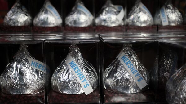 Mondelez estuda comprar a Hershey para criar gigante do setor, dizem fontes Mondelez estuda comprar a Hershey para criar gigante do setor, dizem fontes