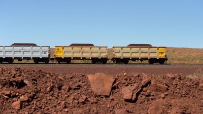 Vale e Rio Tinto ampliam produção de minério de ferro apesar de fraqueza na China Vale e Rio Tinto ampliam produção de minério de ferro apesar de fraqueza na China