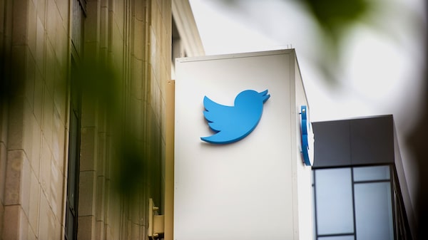 Twitter Shares Tumble On Day of Losses for U.S., LatAm Markets Twitter Shares Tumble On Day of Losses for U.S., LatAm Markets