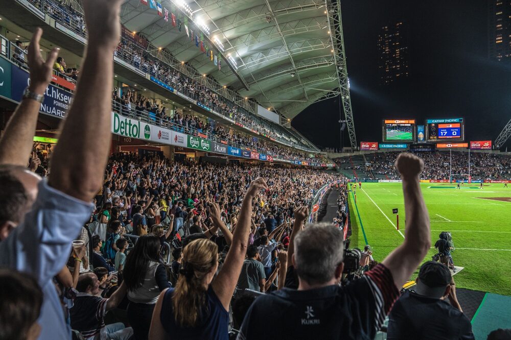 Espectadores en el torneo de rugby a siete celebrado en el estadio de Hong Kong el 4 de noviembre. Espectadores en el torneo de rugby a siete celebrado en el estadio de Hong Kong el 4 de noviembre.