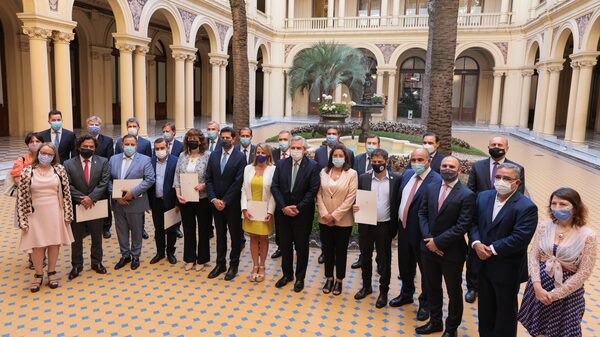 Consenso fiscal: apoyo de 23 provincias y ausencia de Larreta Consenso fiscal: apoyo de 23 provincias y ausencia de Larreta