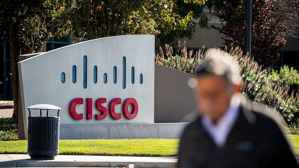 De la burbuja puntocom al boom de IA: 25 años después la acción de Cisco recupera su récord De la burbuja puntocom al boom de IA: 25 años después la acción de Cisco recupera su récord