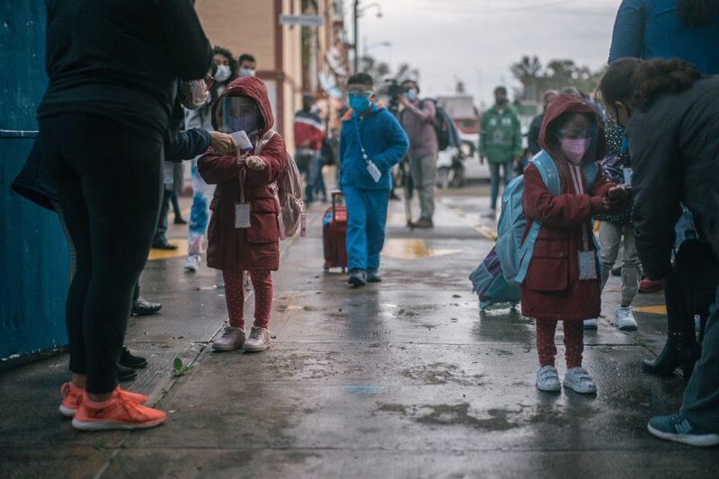 Los alumnos regresarán a clases el próximo lunes 8 de enero Los alumnos regresarán a clases el próximo lunes 8 de enero