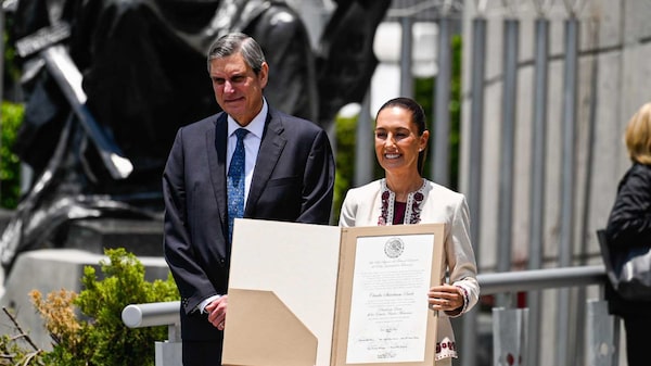 Claudia Sheinbaum recibe constancia de mayoría como presidenta electa de México Claudia Sheinbaum recibe constancia de mayoría como presidenta electa de México