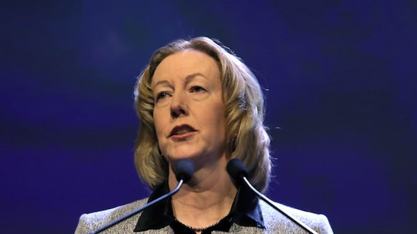 Nova CEO da BP assume com desafio de simplificar operação e recuperar valor da empresa Nova CEO da BP assume com desafio de simplificar operação e recuperar valor da empresa