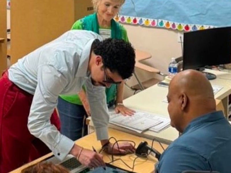 Bad Bunny votó en las elecciones de EE.UU en Puerto Rico Bad Bunny votó en las elecciones de EE.UU en Puerto Rico