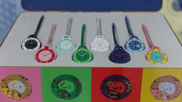Fiebre por colaboración de Swatch y Audemars Piguet dispara reventa con precios de hasta US$5.000 Fiebre por colaboración de Swatch y Audemars Piguet dispara reventa con precios de hasta US$5.000