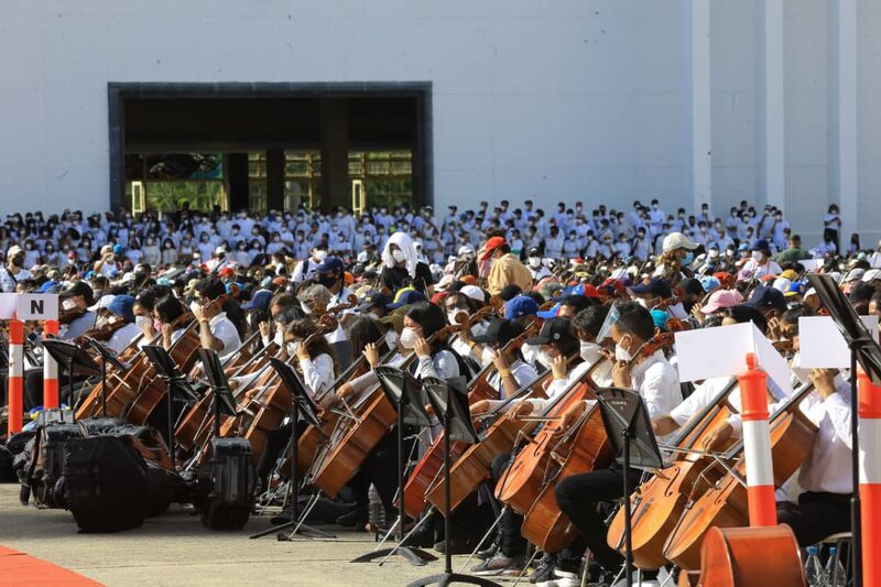 Más de 12 mil músicos se presentaron en el patio de honor de la Academia Militar / Vicepresidencia de Venezuela Más de 12 mil músicos se presentaron en el patio de honor de la Academia Militar / Vicepresidencia de Venezuela