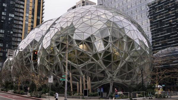 Amazon planea nuevos recortes de miles de empleos corporativos para la próxima semana Amazon planea nuevos recortes de miles de empleos corporativos para la próxima semana