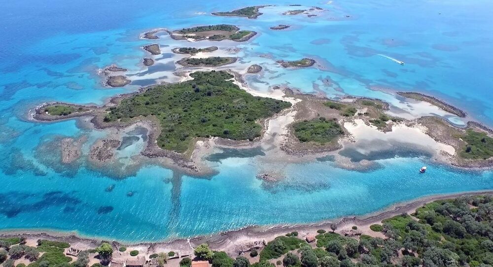 Monolia Beach Monolia Beach