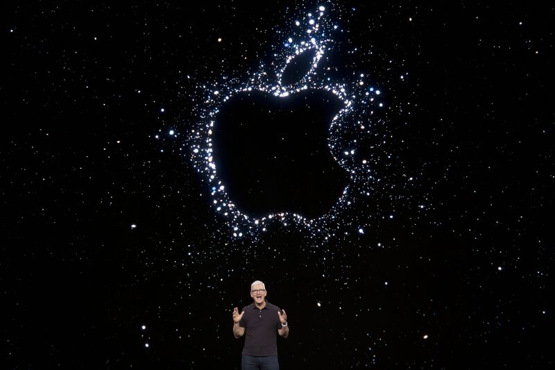 Tim Cook, consejero delegado de Apple Inc, habla durante un evento en el campus de Apple Park en Cupertino, California, EE.UU., el miércoles 7 de septiembre de 2022. Tim Cook, consejero delegado de Apple Inc, habla durante un evento en el campus de Apple Park en Cupertino, California, EE.UU., el miércoles 7 de septiembre de 2022.