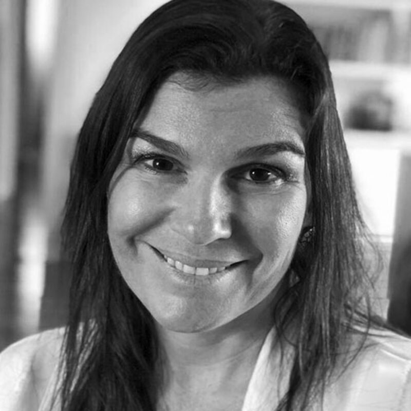 Flávia Faugeres Flávia Faugeres