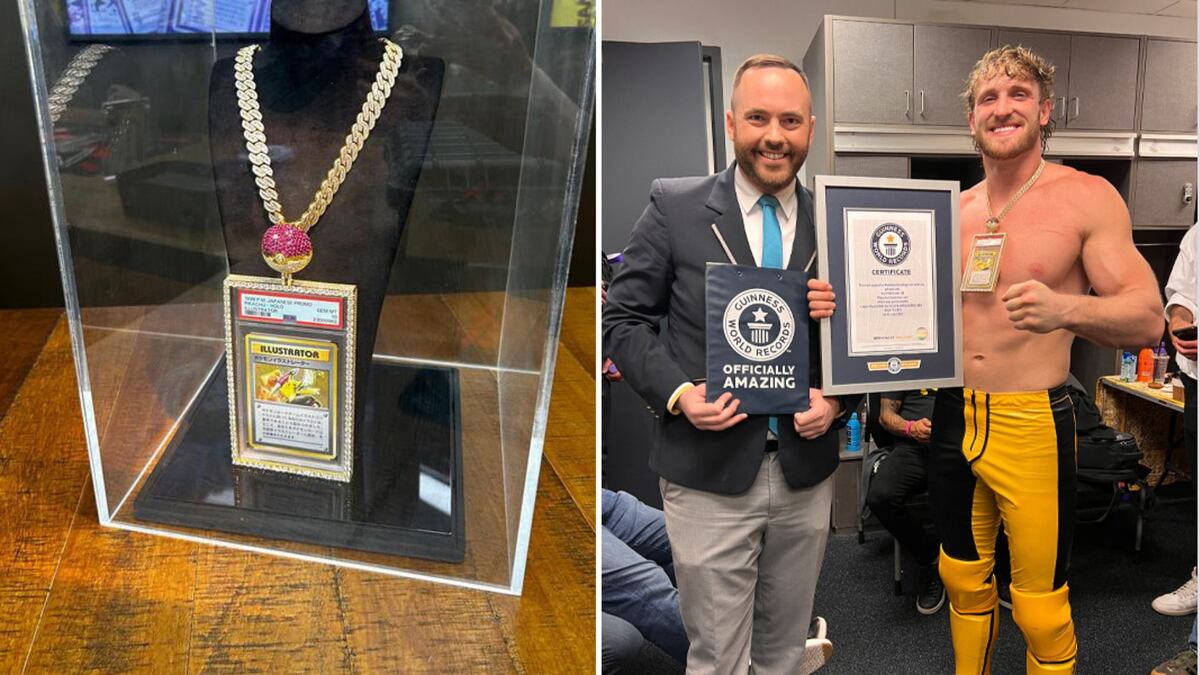 Logan Paul con la tarjeta Pokémon que vendió en más de US$16 millones. Fotografía: Sitio Guinness World Records.
