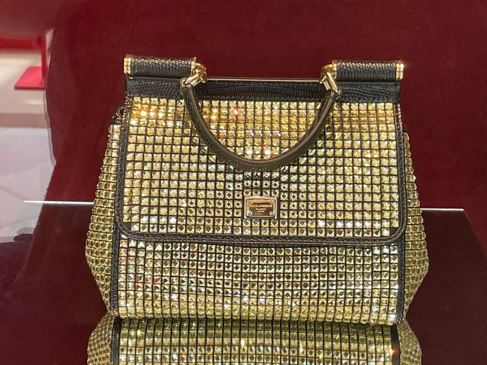 Bolsa Sicília da  Dolce & Gabbana no shopping Iguatemi Bolsa Sicília da  Dolce & Gabbana no shopping Iguatemi