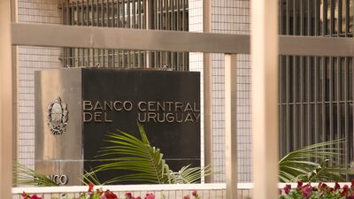 Uruguay sube tasa de interés hasta 11,25% y dice que está próximo a nivel “adecuado” Uruguay sube tasa de interés hasta 11,25% y dice que está próximo a nivel “adecuado”