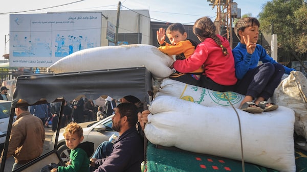 Israel y Hamás acuerdan prorrogar dos días más la tregua en Gaza Israel y Hamás acuerdan prorrogar dos días más la tregua en Gaza